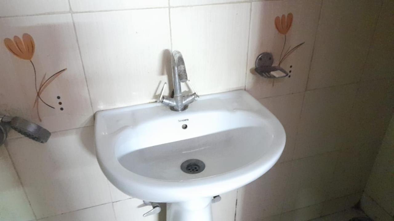 Airport Hotel Pariksheet Inn New Delhi Luaran gambar